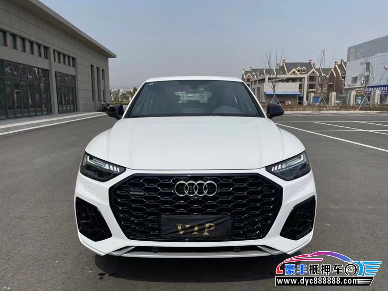 22年奥迪Q5轿车抵押车出售