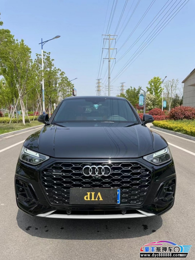22年奥迪Q5轿车抵押车出售