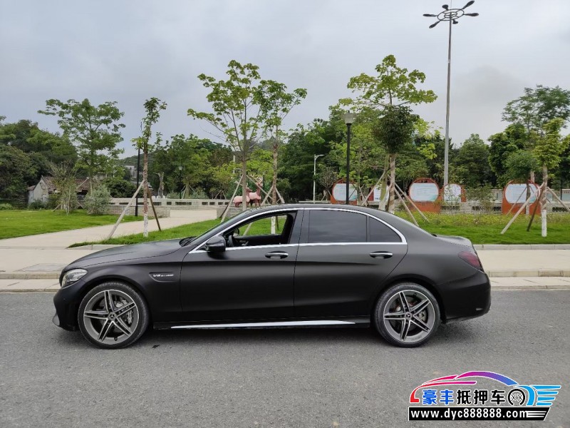 20年奔驰C轿车抵押车出售