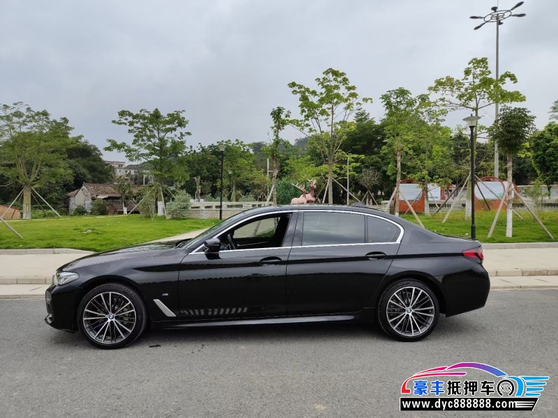 21年宝马5系轿车抵押车出售