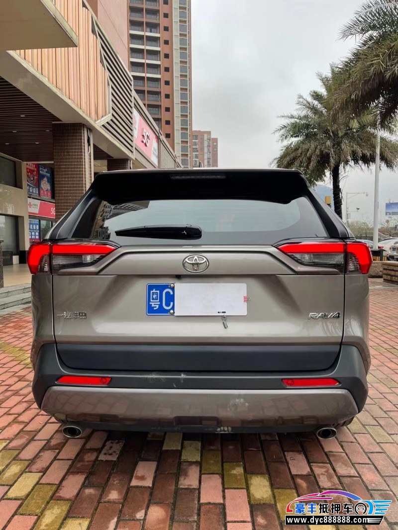 22年丰田RAV4SUV抵押车出售