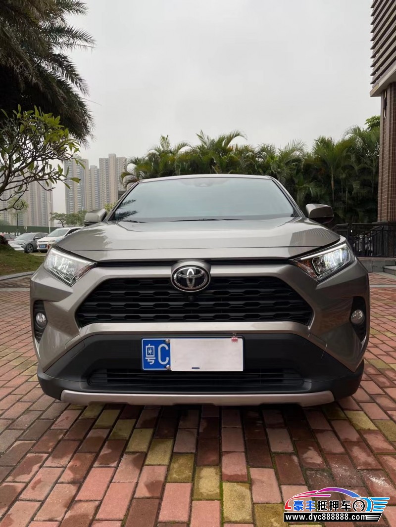 22年丰田RAV4SUV抵押车出售