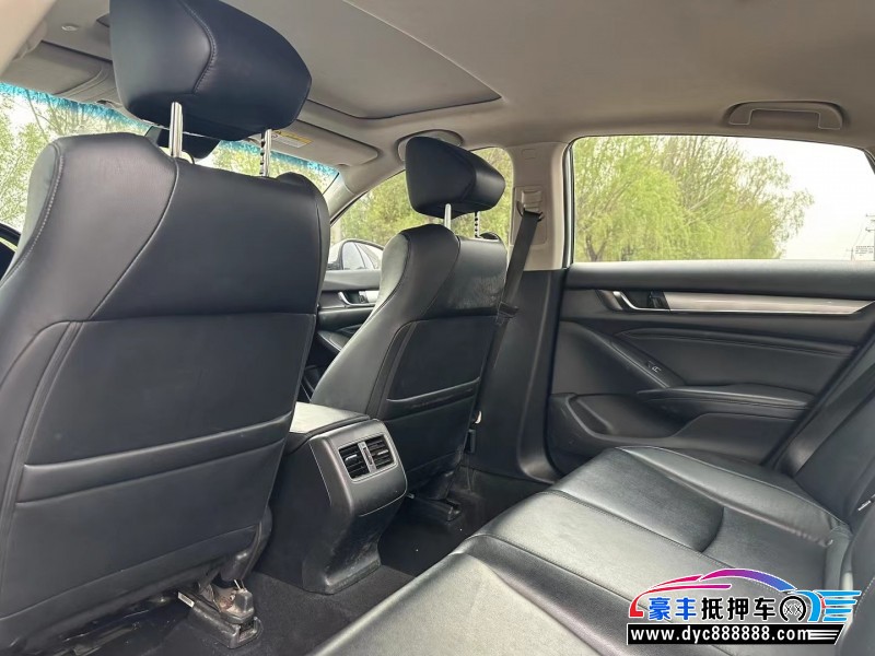 19年本田雅阁轿车抵押车出售