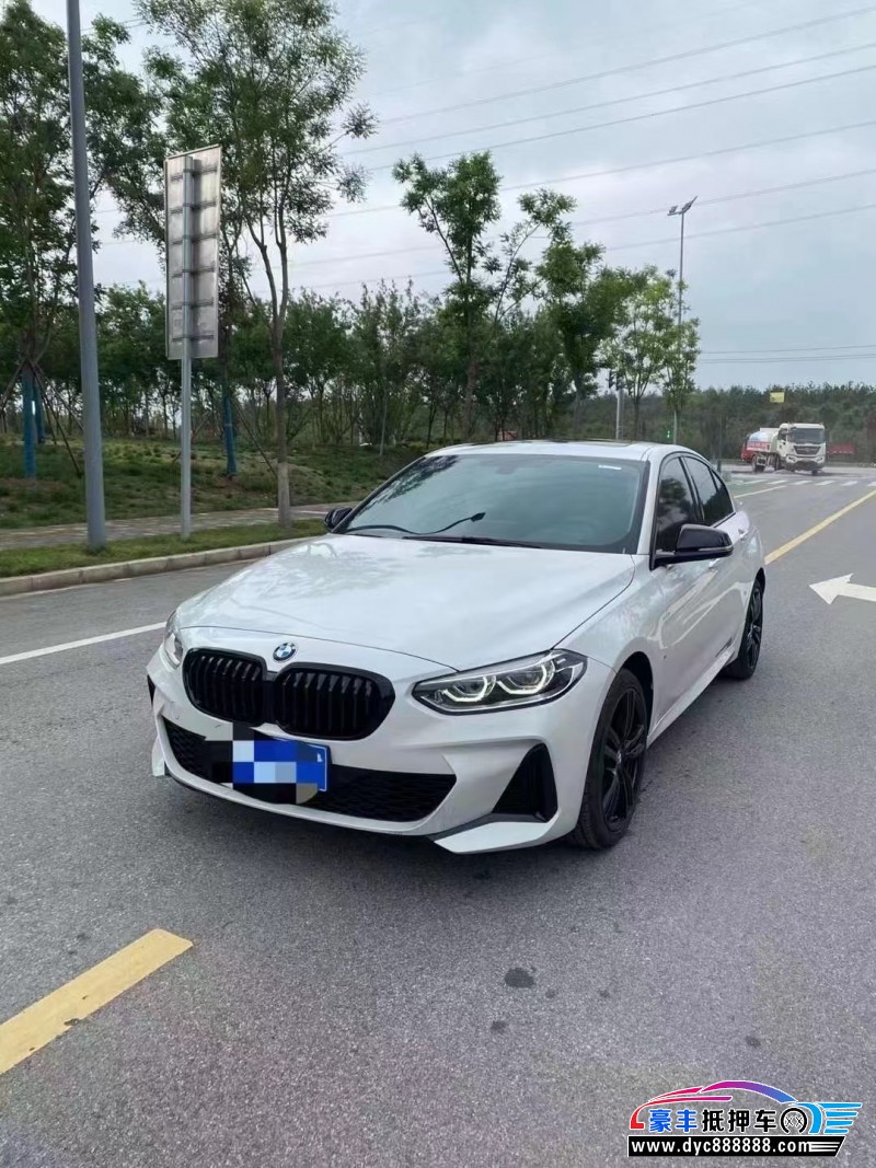 22年宝马1系轿车抵押车出售