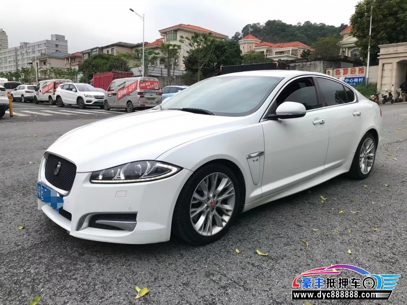 14年捷豹XF轿车抵押车出售