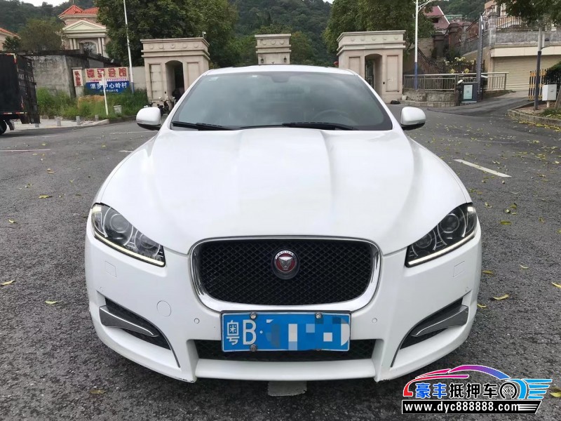 14年捷豹XF轿车抵押车出售