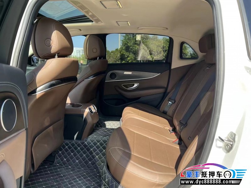 19年奔驰E轿车抵押车出售