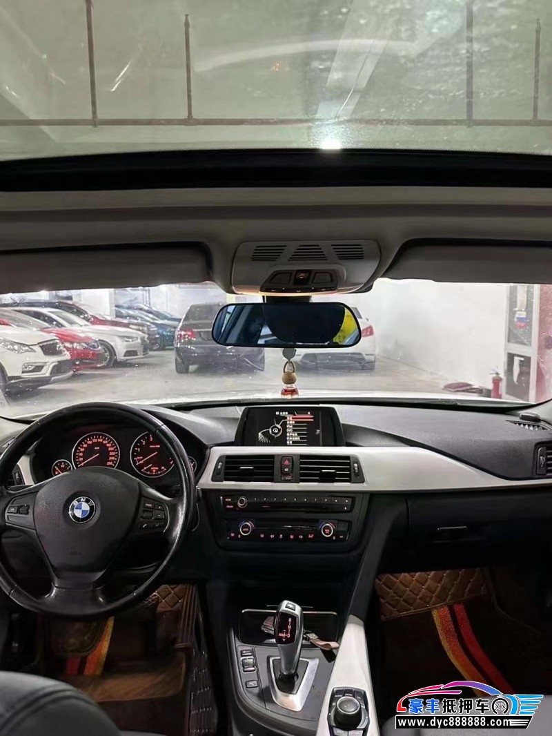 15年宝马3系轿车抵押车出售