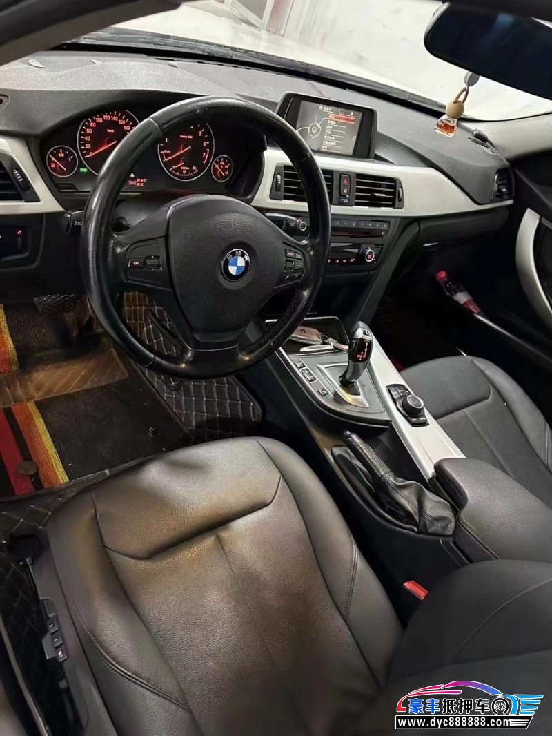 15年宝马3系轿车抵押车出售