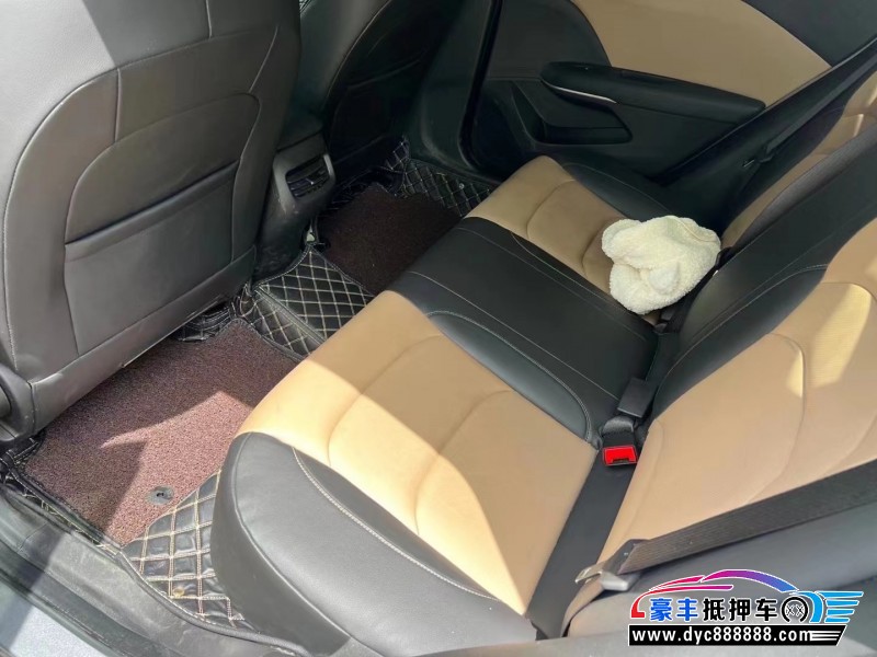 20年雪佛兰科鲁兹轿车抵押车出售