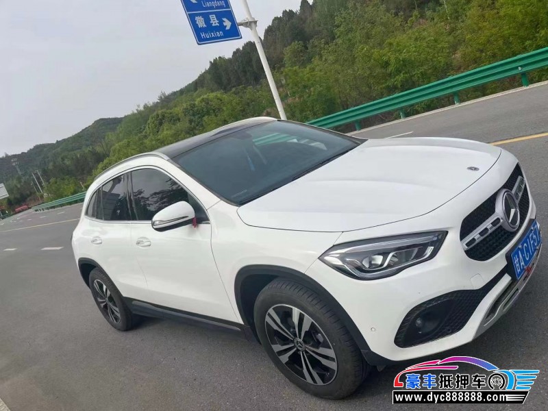 21年奔驰GLA轿车抵押车出售