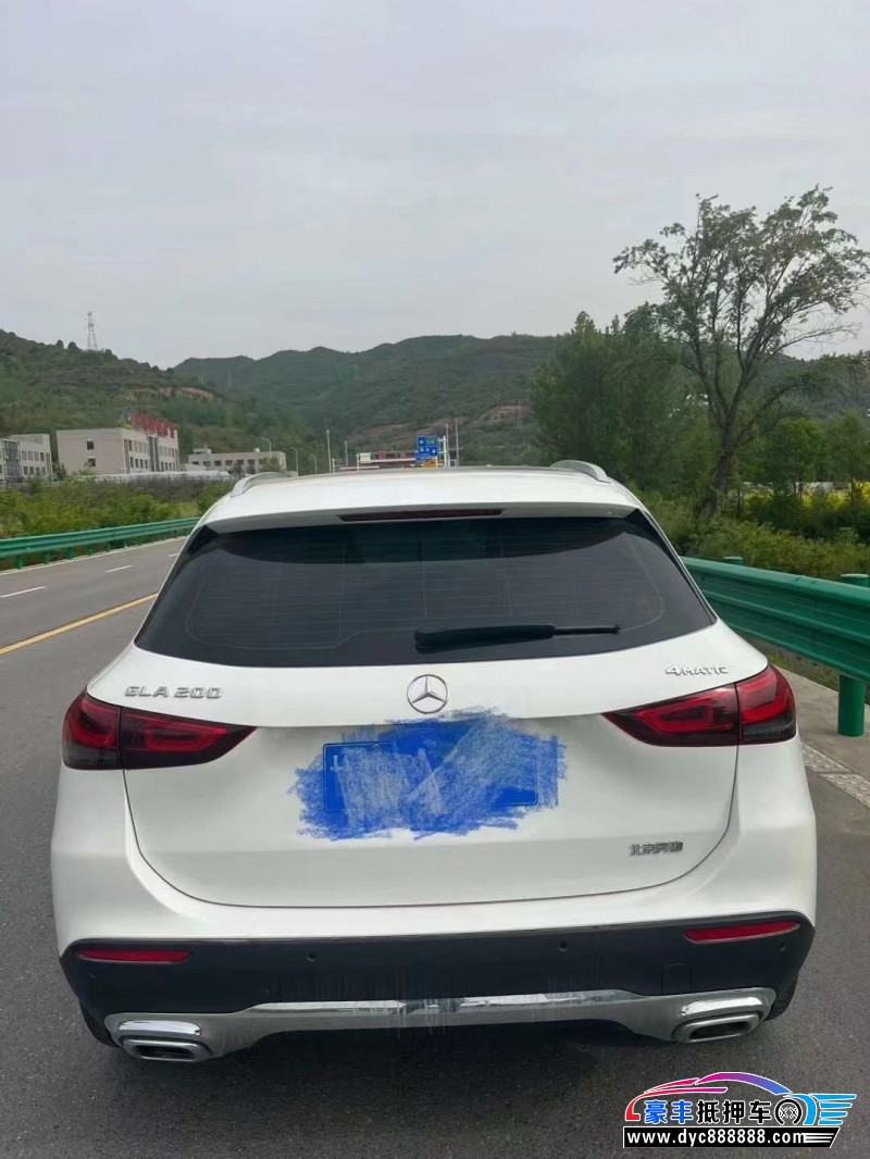 21年奔驰GLA轿车抵押车出售