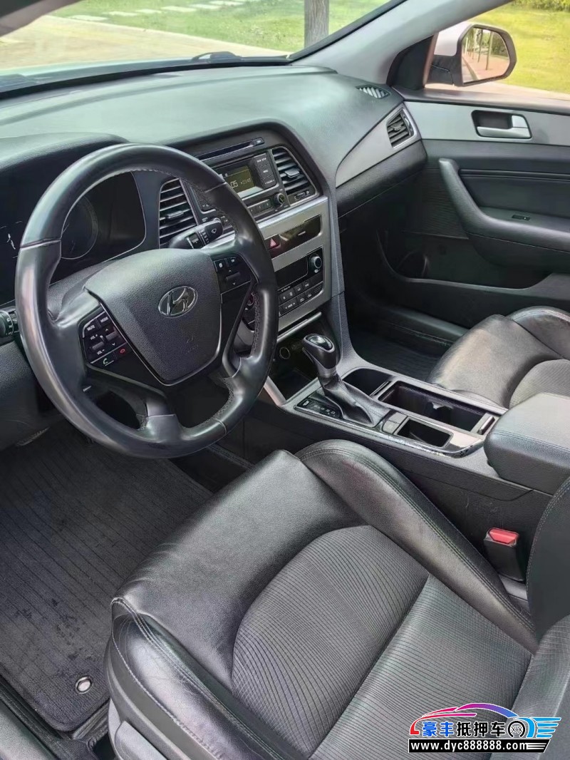 16年现代索纳塔九轿车抵押车出售