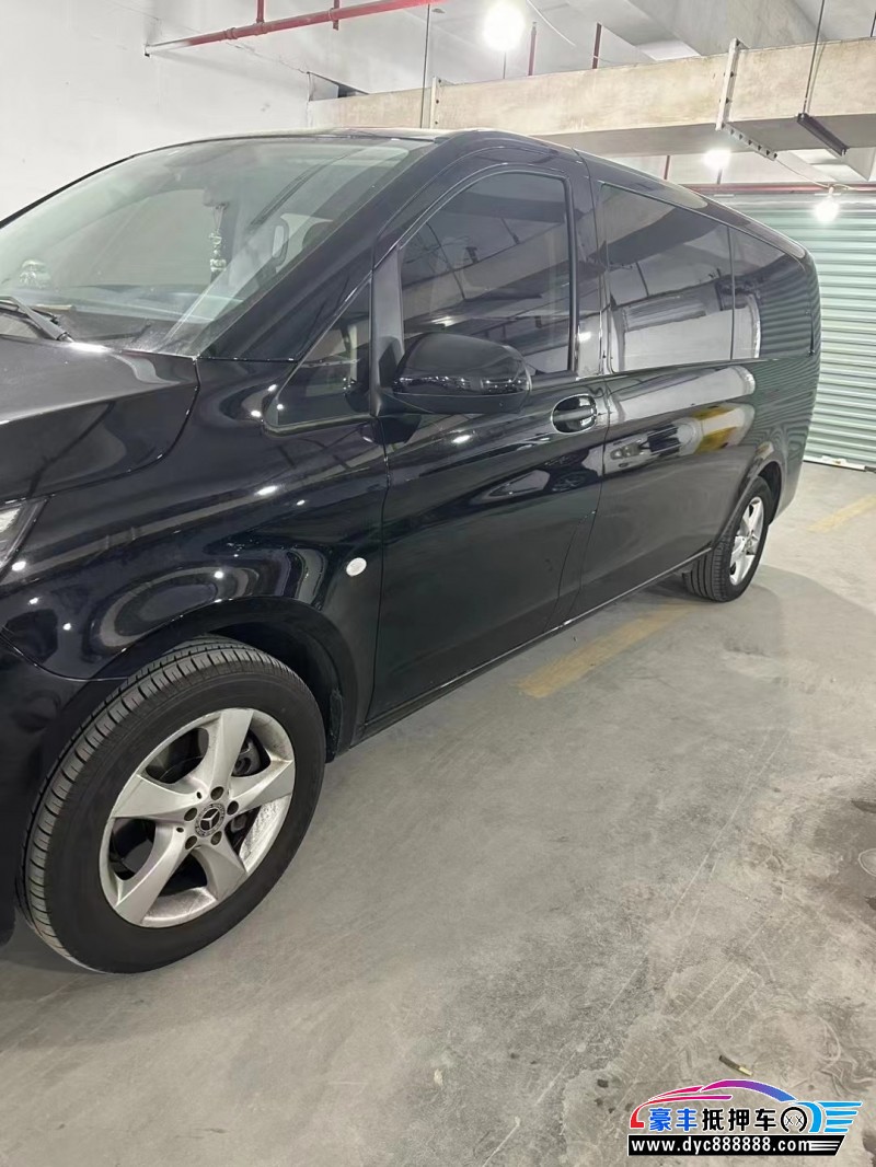 20年奔驰威霆轿车抵押车出售