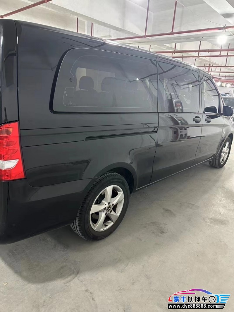 20年奔驰威霆轿车抵押车出售