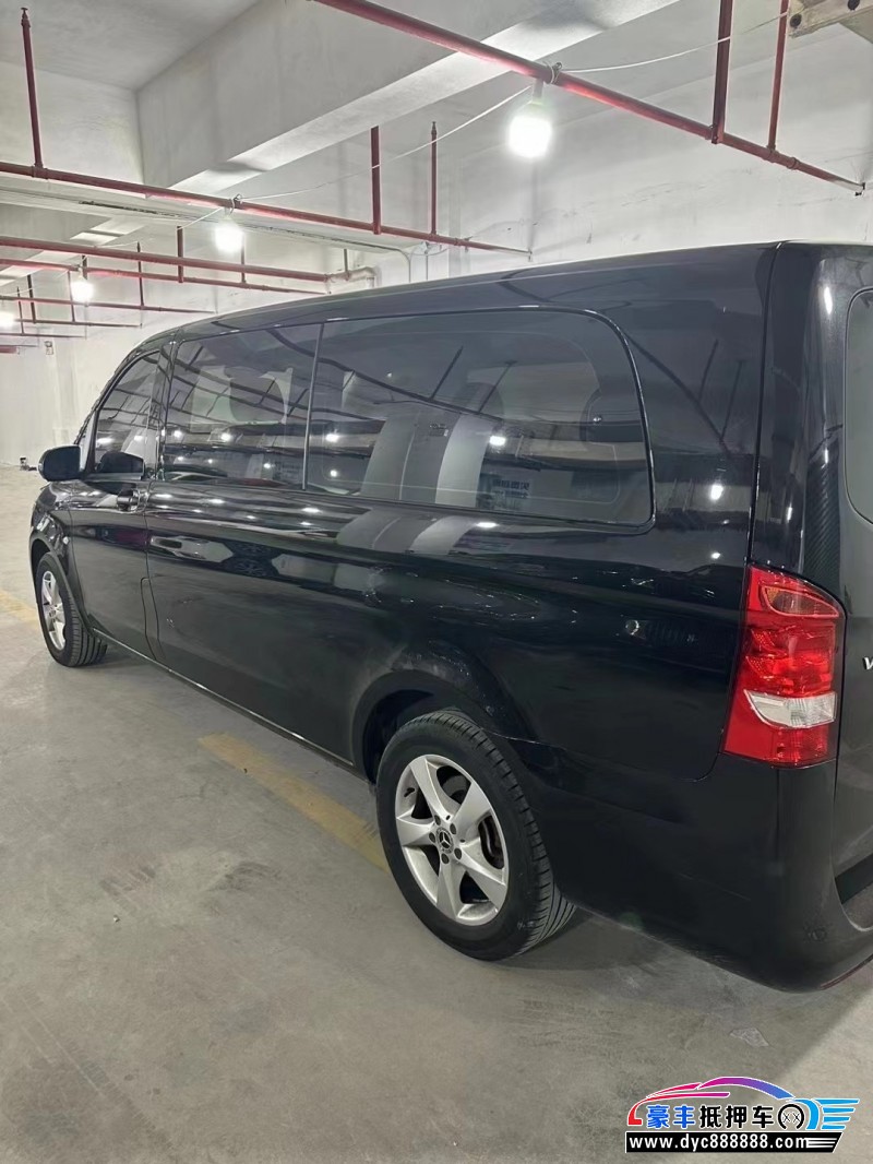 20年奔驰威霆轿车抵押车出售