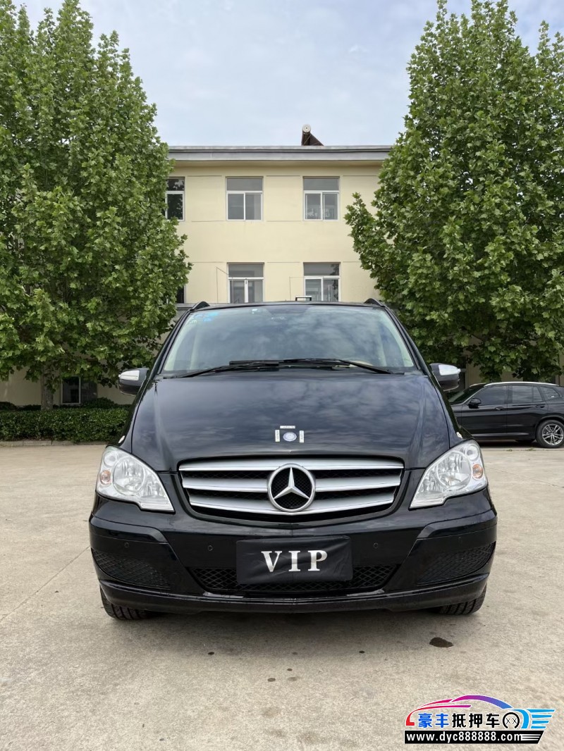 13年奔驰唯雅诺SUV抵押车出售