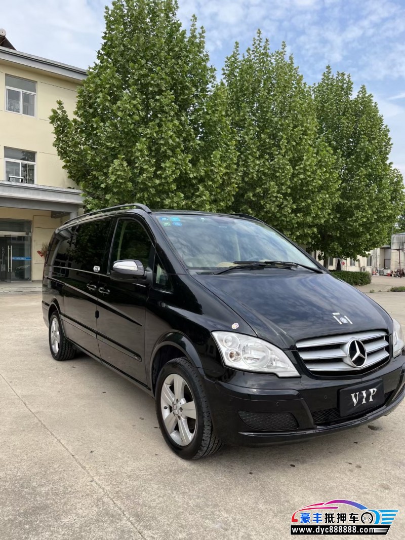 13年奔驰唯雅诺SUV抵押车出售