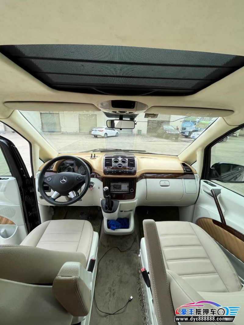 13年奔驰唯雅诺SUV抵押车出售