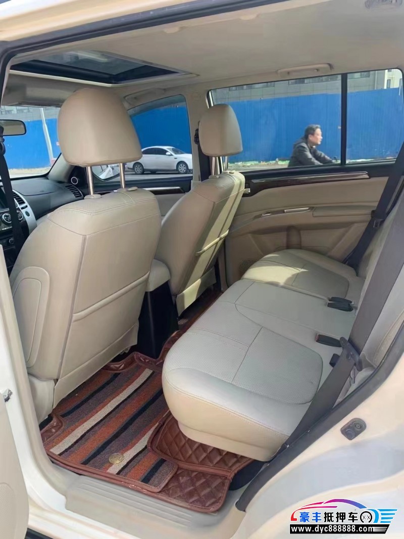 14年三菱帕杰罗轿车抵押车出售