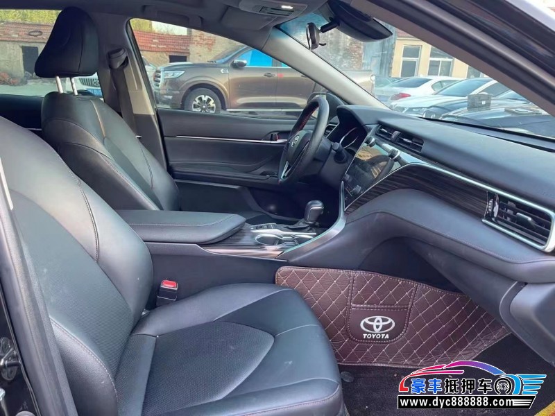 20年丰田凯美瑞轿车抵押车出售