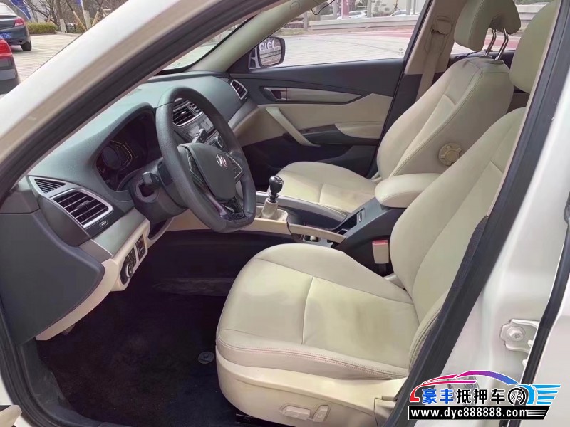 16年北汽绅宝D60轿车抵押车出售