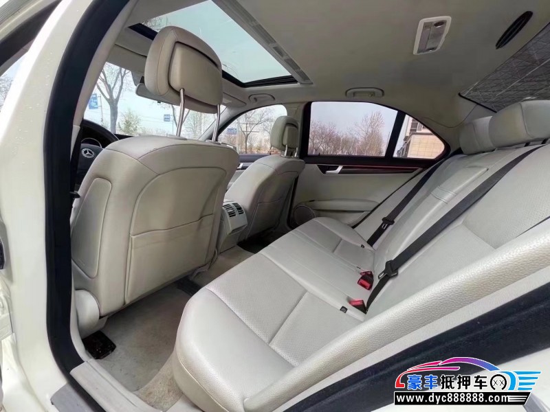 12年奔驰C轿车抵押车出售