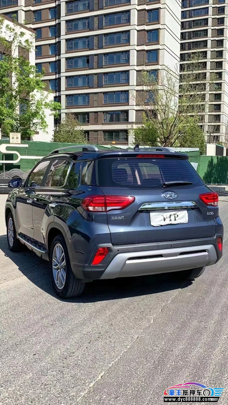 18年现代ix35轿车抵押车出售