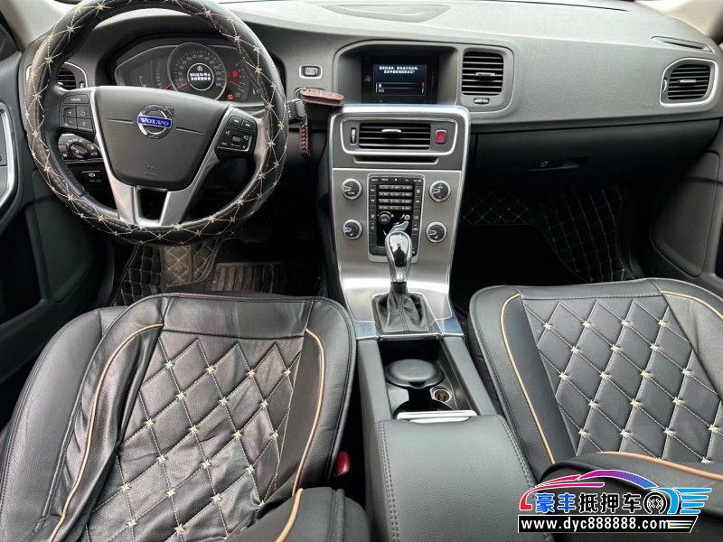 14年沃尔沃S60轿车抵押车出售