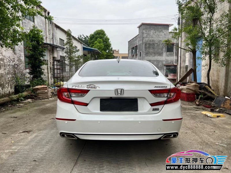 21年本田雅阁轿车抵押车出售