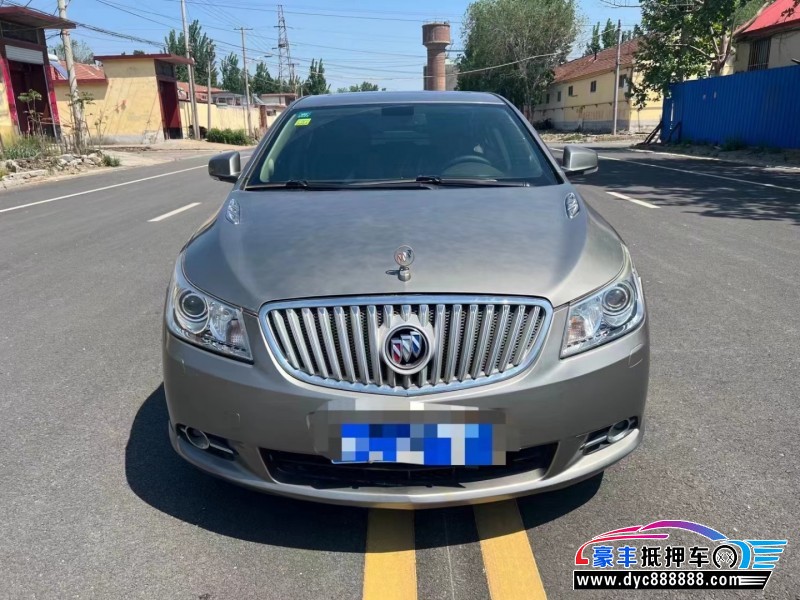 10年别克君越轿车抵押车出售