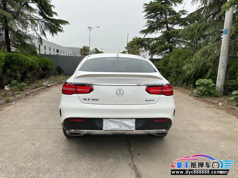 18年奔驰GLE轿车抵押车出售