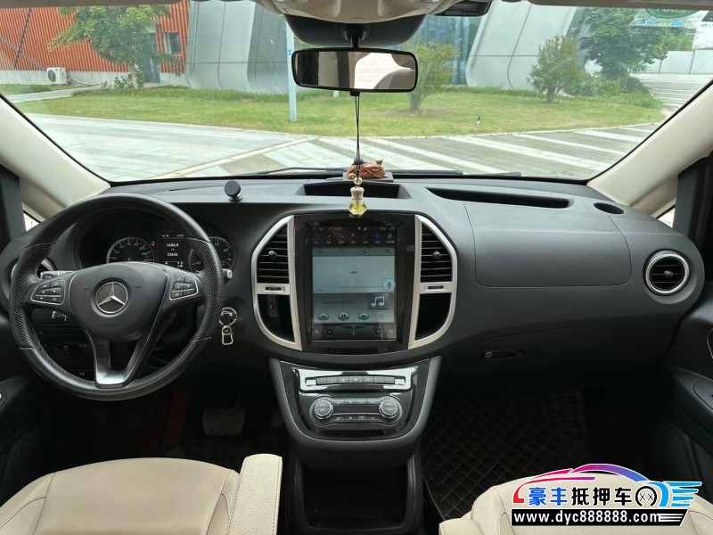 18年奔驰威霆MPV抵押车出售