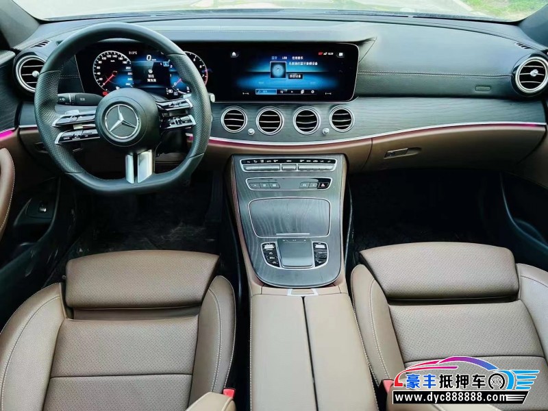 22年奔驰E轿车抵押车出售