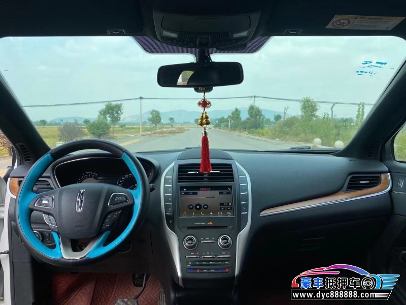 18年林肯MKC轿车抵押车出售