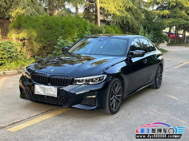 20年宝马3系轿车抵押车出售