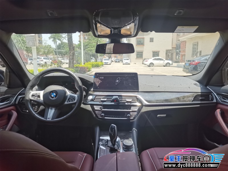 21年宝马5系轿车抵押车出售