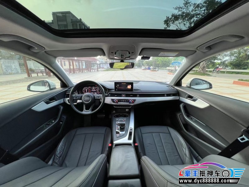 19年奥迪A4轿车抵押车出售