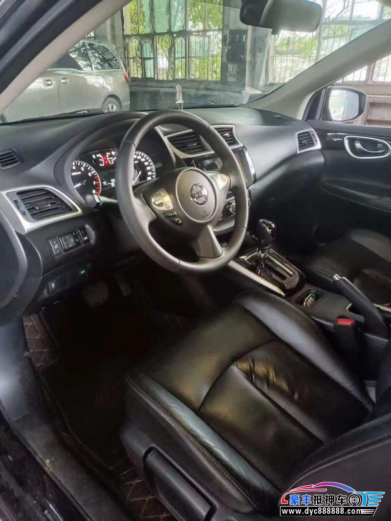 19年日产轩逸轿车抵押车出售