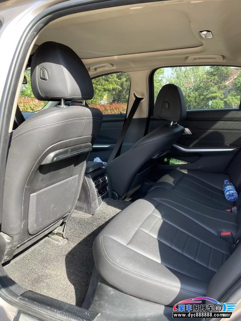 19年宝马3系轿车抵押车出售