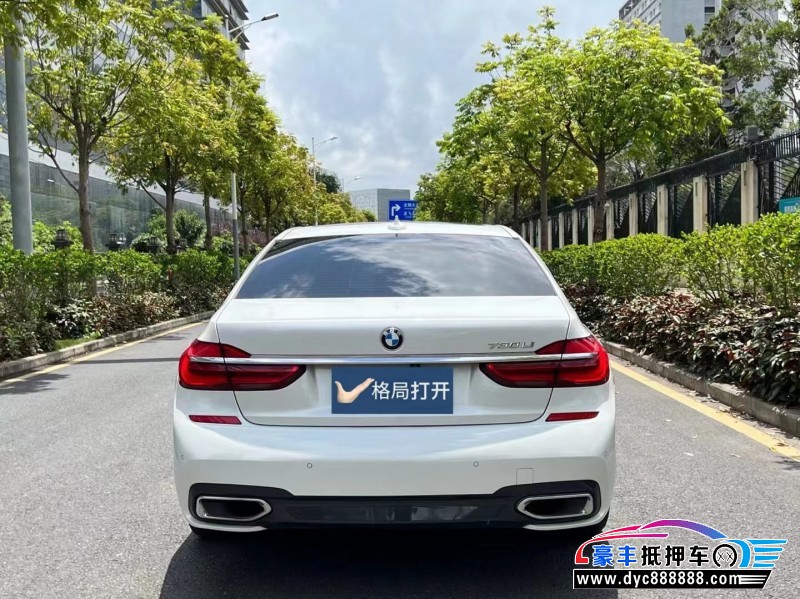 18年宝马7系轿车抵押车出售