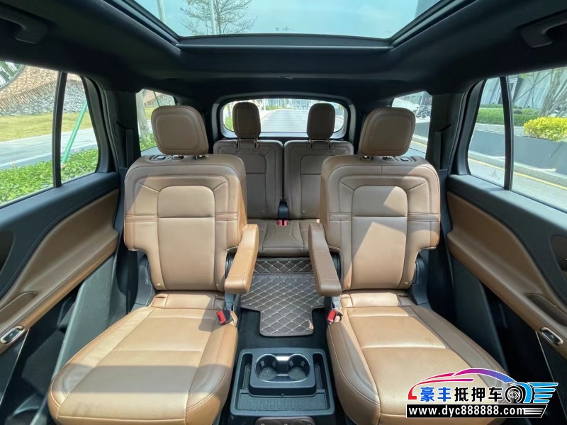 21年林肯飞行家轿车抵押车出售