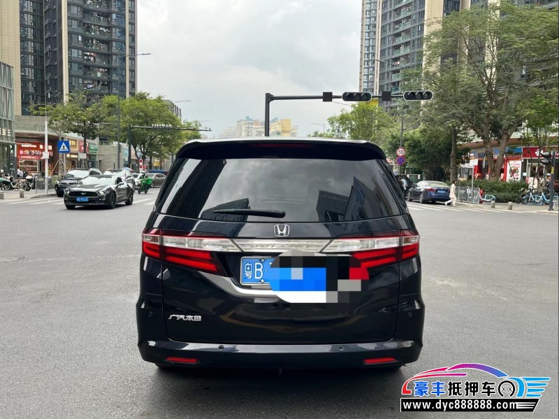 15年本田奥德赛轿车抵押车出售