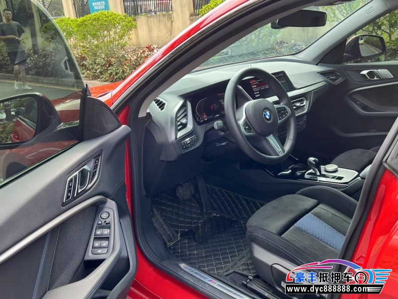 22年宝马2系轿车抵押车出售