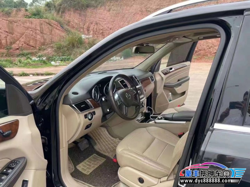 12年奔驰MLSUV抵押车出售