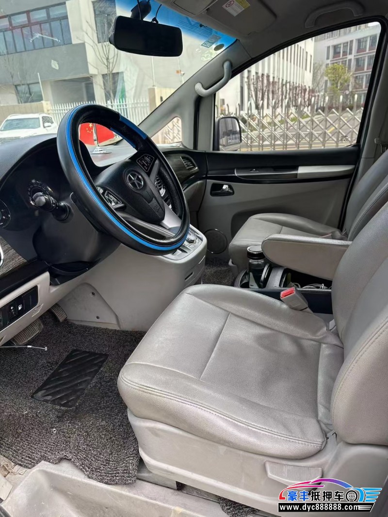 16年江淮瑞风M5轿车抵押车出售