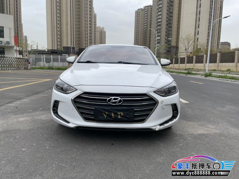 16年现代领动轿车抵押车出售