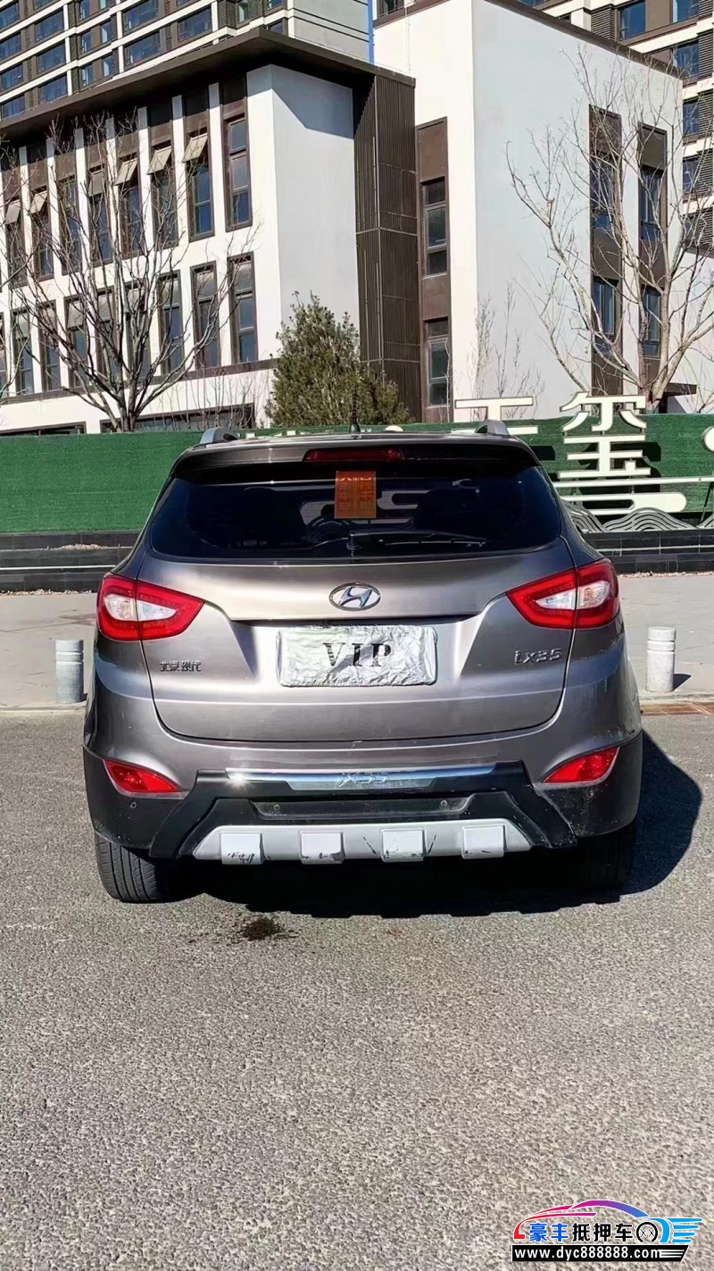 15年现代ix35轿车抵押车出售
