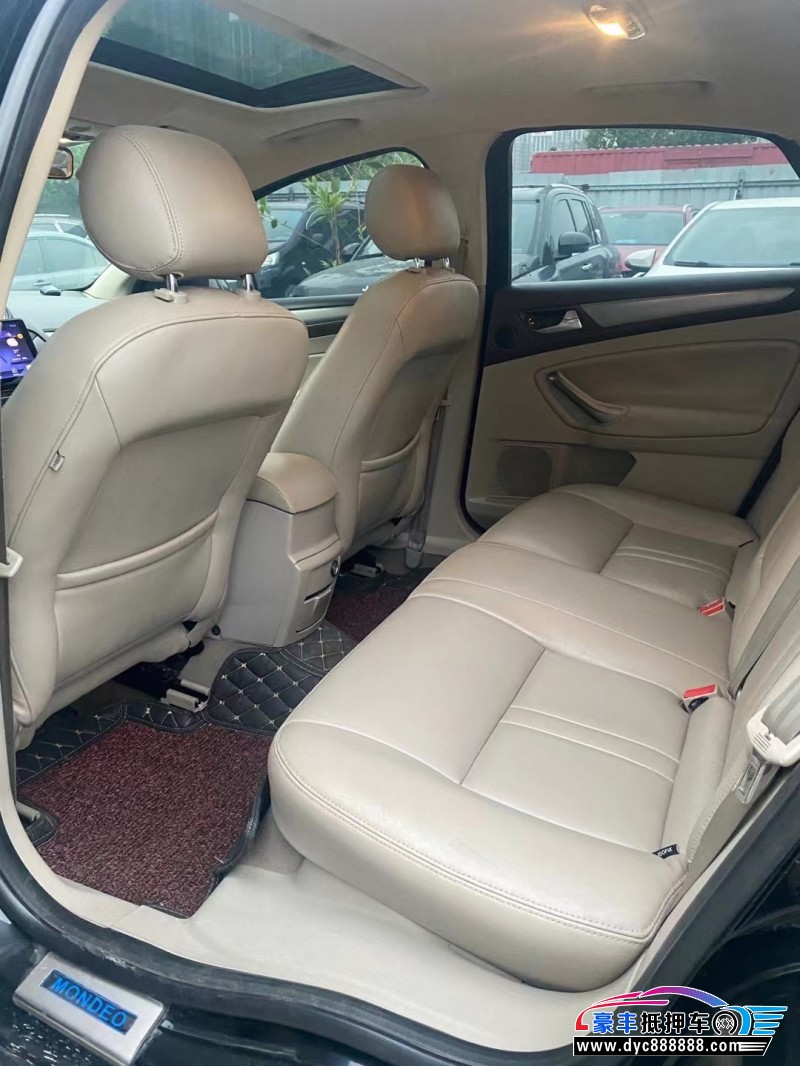 13年福特蒙迪欧轿车抵押车出售