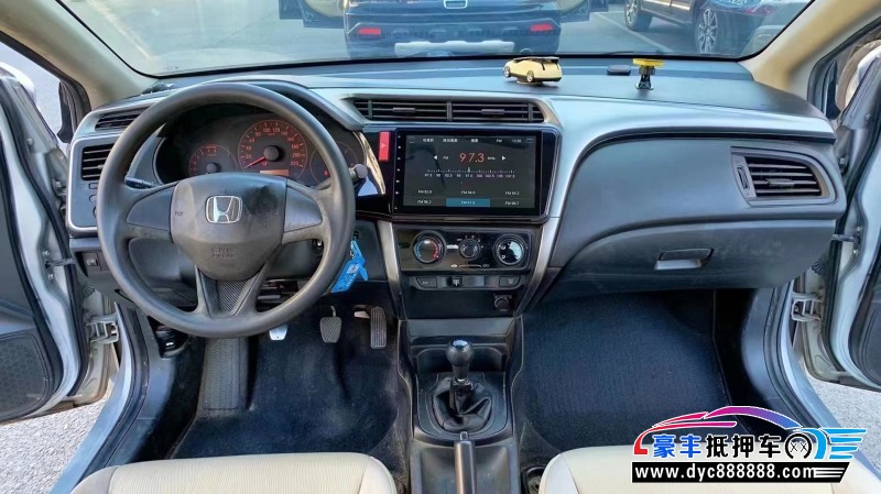 16年本田锋范轿车抵押车出售